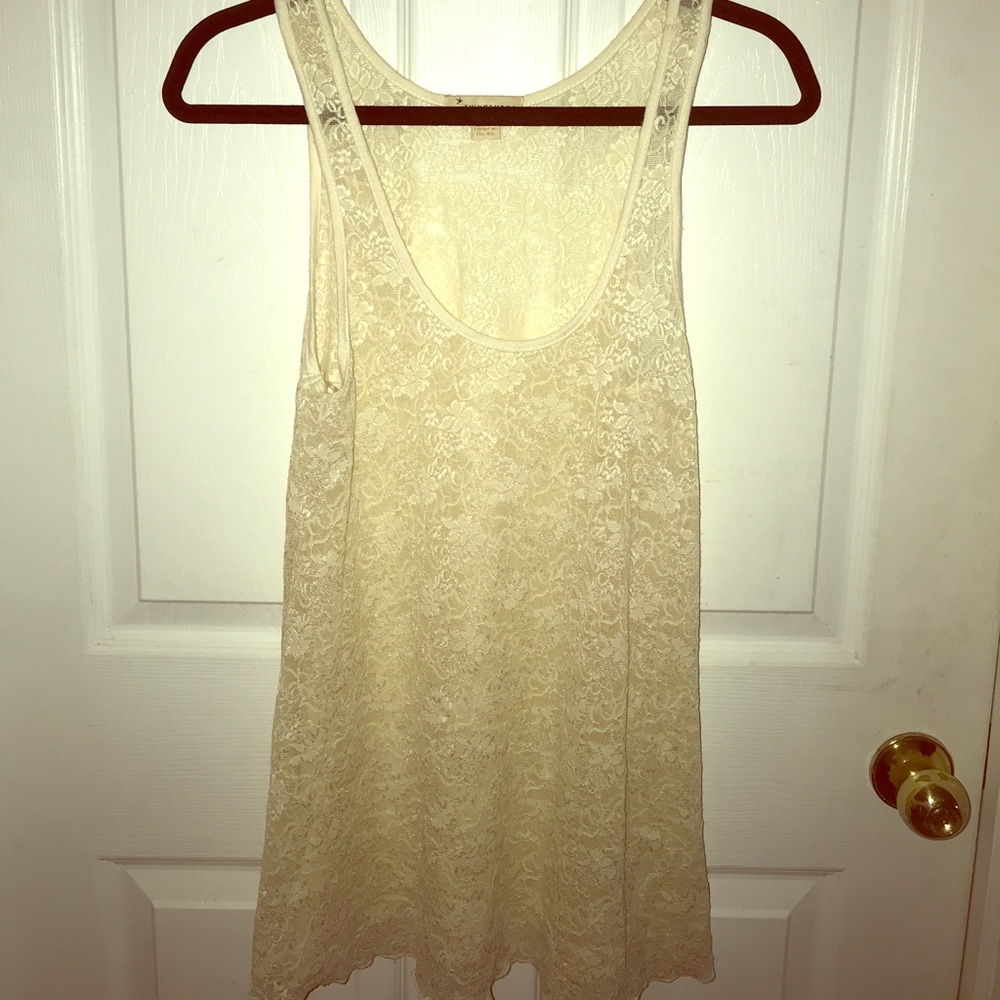All lace cream colored flowy tank